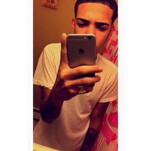 Meet your Posher, Jonathan